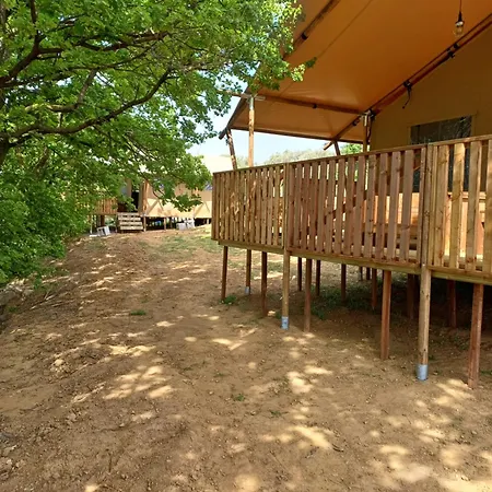 Роскошный шатер Glamping Podere Angiotto Lavanda *